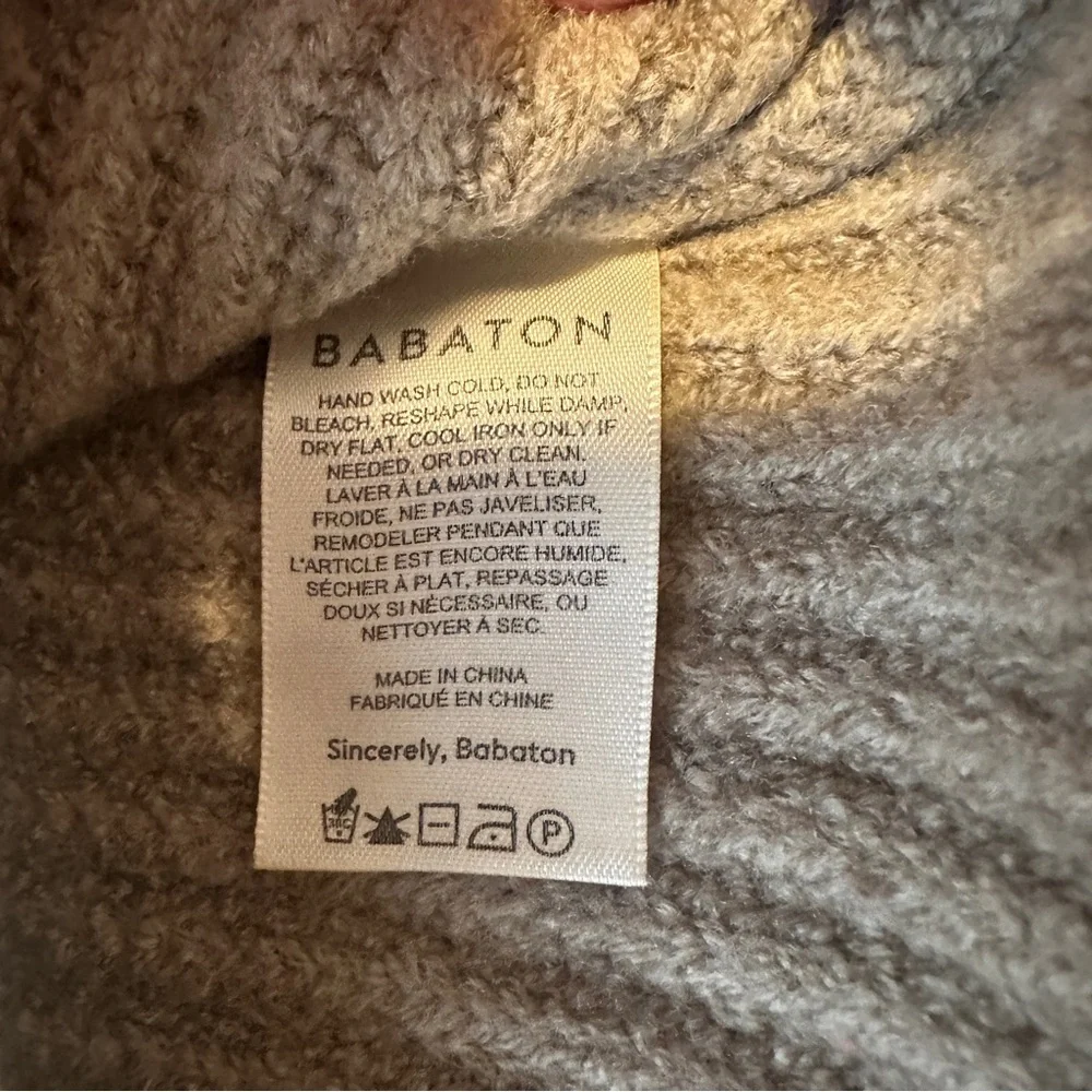 Aritzia Babaton Guell Cropped Wool Ribbed Turtleneck Sweater Size Medium Women’s - Picture 11 of 12
